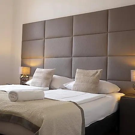 Otel Lekker