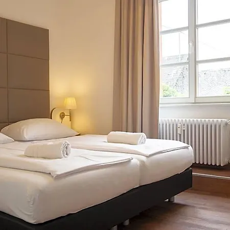 Lekker Otel