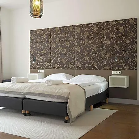 Lekker Otel 3*